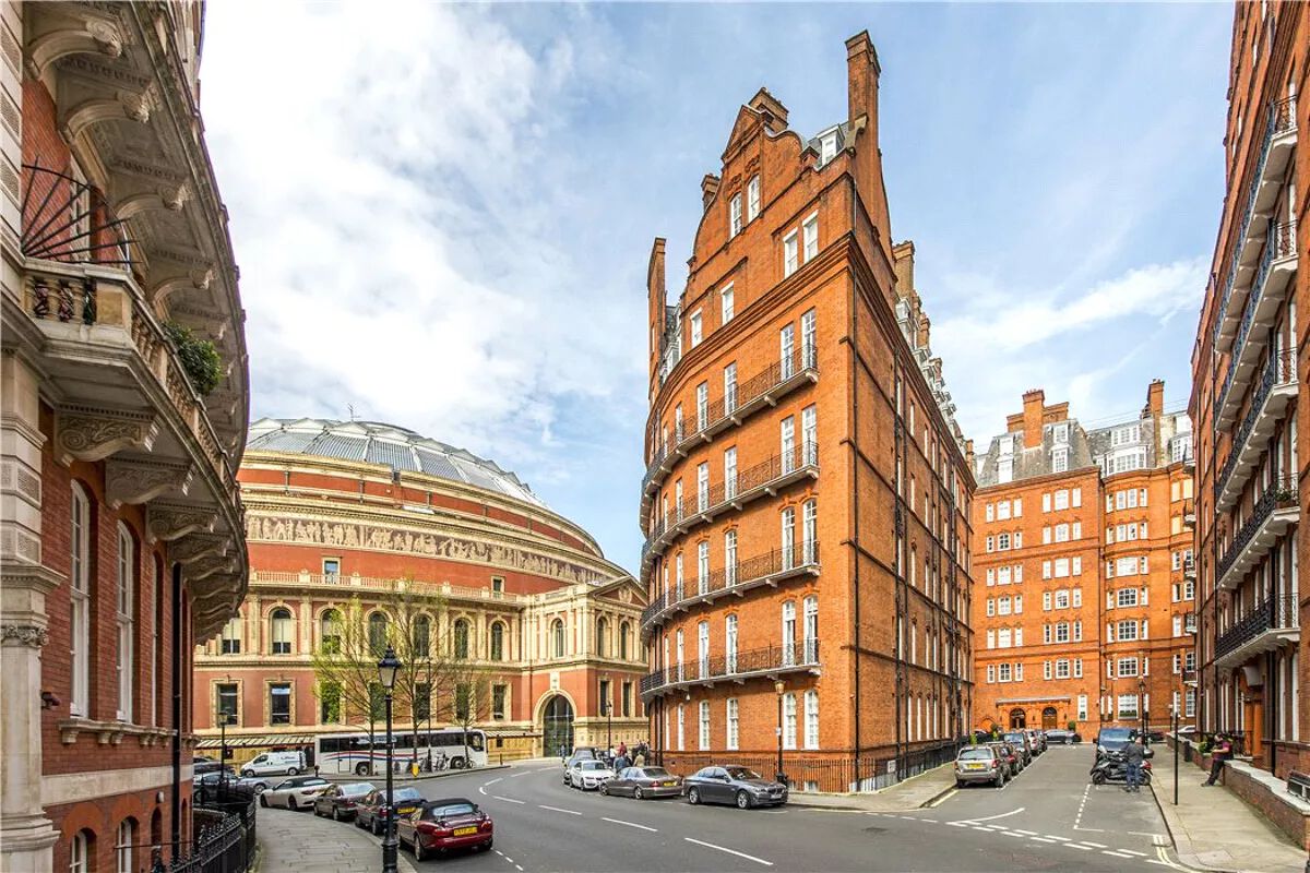 Albert Hall Mansions 